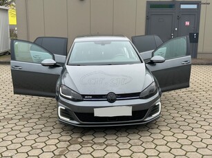 Volkswagen Golf '18 GTE