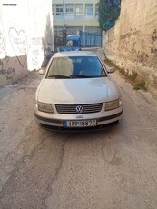 Volkswagen Passat '00