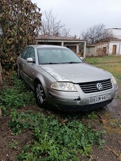 Volkswagen Passat '00