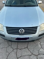 Volkswagen Passat '03