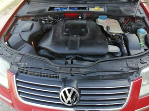 Volkswagen Passat '04