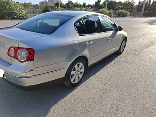 Volkswagen Passat '05