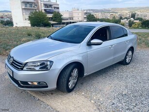 Volkswagen Passat '11 BLUEMOTION