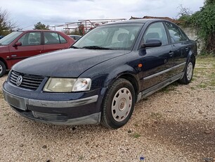 Volkswagen Passat '99