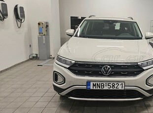 Volkswagen T-Roc '22 1.5Tsi 150PS life