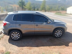 Volkswagen Tiguan '09 TSI