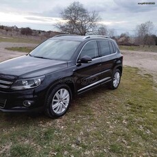 Volkswagen Tiguan '11