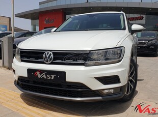 Volkswagen Tiguan '17 Advance 1600cc 116hp Diesel