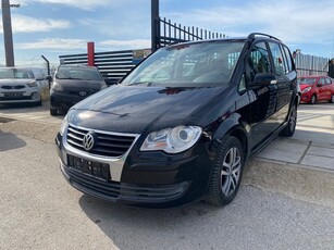 Volkswagen Touran '07 ΜΕ ΔΟΣΕΙΣ ΧΩΡΙΣ ΤΡΑΠΕΖΕΣ