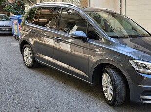 Volkswagen Touran '17 ελληνικό