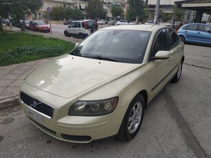 Volvo S40 '04