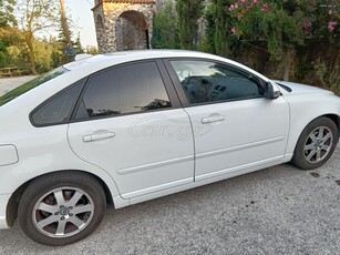 Volvo S40 '12