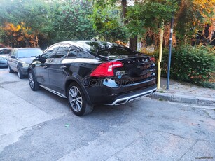 Volvo S60 Cross Country '16 Momentum