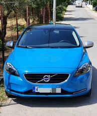 Volvo V40 '16