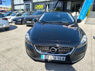 Volvo V40 '16 KINETIC