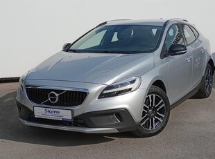 Volvo V40 Cross Country '17 T3 Plus Edition