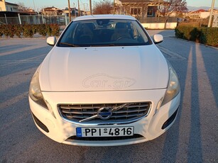 Volvo V60 '12