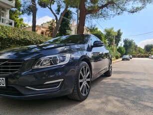 Volvo V60 '15