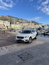 Volvo XC40 '21 B4 Momentum Pro AWD Geartronic Με 2 Χρόνια Εργοστασική Εγγυήση