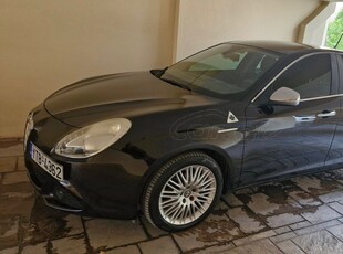 Alfa Romeo Giulietta '13 1.6 DIESEL DISTINCTIVE