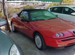 Alfa Romeo Spider '95 *LAMPROPOULOS