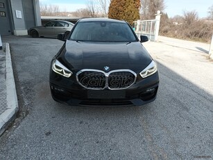 Bmw 118 '19 Sport Line Steptronic