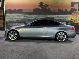 Bmw 320 '09 M pack