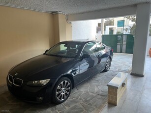 Bmw 325 '07 Coupe 325Xi - All Wheel Drive / Sunroof