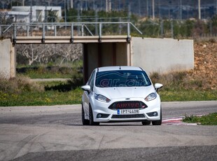 Ford Fiesta '15 ST 182