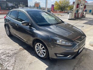 Ford Focus '16 TITANIUM*NAVI*START BUTTON*