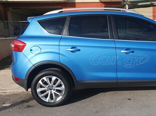 Ford Kuga '09 2.5 Turbo Titanium 4x4