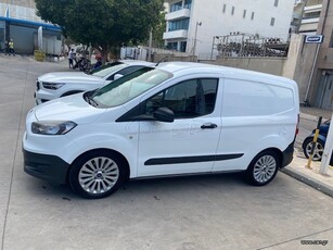 Ford Transit Courier '17