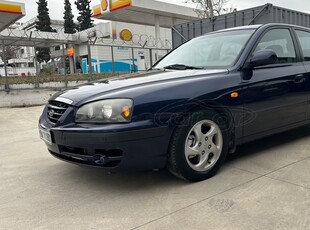 Hyundai Elantra '04