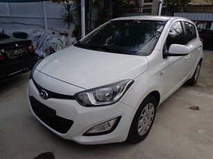 Hyundai i 20 '13