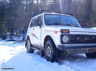 Lada Niva '04 1.7i Πολλαπλού Ψεκασμού