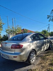 Mazda 3 '04 SEDAN