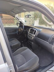 Mazda Tribute '05