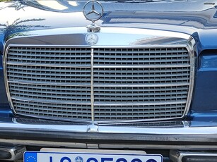 Mercedes-Benz 220 '75 Ιστορικό