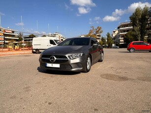 Mercedes-Benz A 200 '18 PROGRESSIVE 7G-DCT