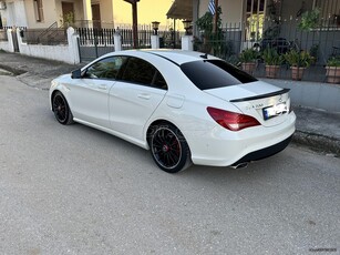 Mercedes-Benz CLA 200 '15 CLA Coupé 200 AMG Line