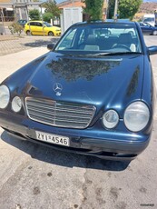 Mercedes-Benz E 200 '01