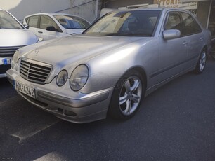 Mercedes-Benz E 200 '01 CLASSIC