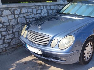 Mercedes-Benz E 200 '04 ELEGANCE