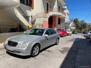 Mercedes-Benz E 200 '04 NGT Bivalent Avantgarde Automatic (Petrol)