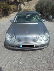 Mercedes-Benz E 200 '05