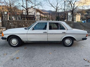 Mercedes-Benz E 200 '82 W123