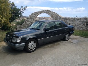 Mercedes-Benz E 200 '93