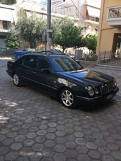 Mercedes-Benz E 200 '98 Avagarde