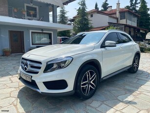 Mercedes-Benz GLA 180 '15