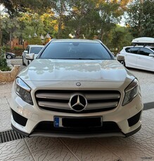 Mercedes-Benz GLA 180 '16 180 d